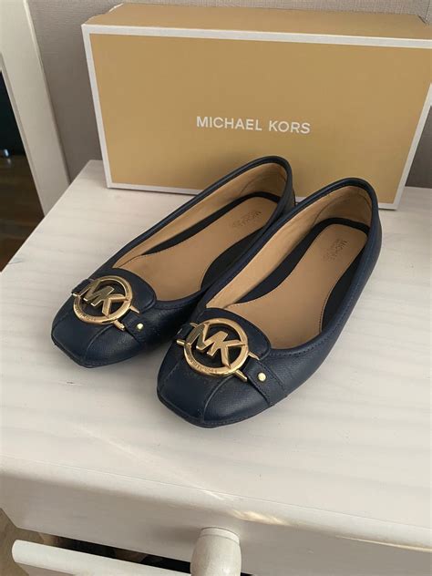 skor michael kors